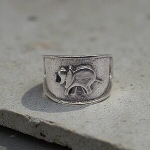 NEW!! Chunky Silver Tone Bohemian Elephant Cocktail Statement Ring Size 10
